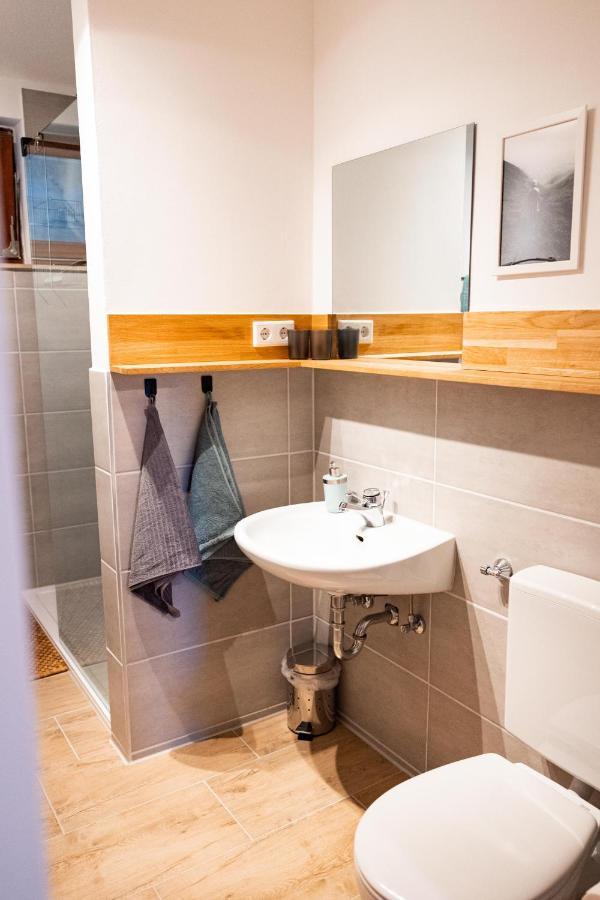 Ferienwohnung Mit Seeblick — Sport Und Erholung Winterberg Luaran gambar