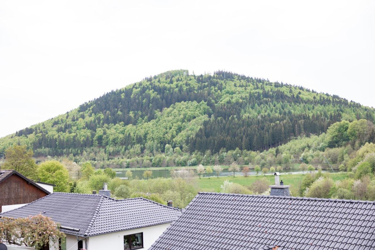 Ferienwohnung Mit Seeblick — Sport Und Erholung Winterberg Luaran gambar